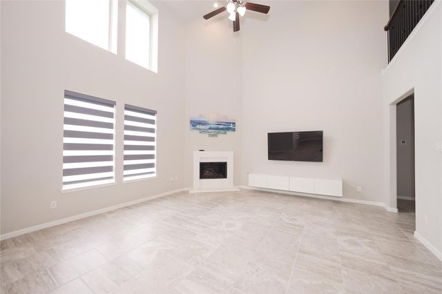 5702 Metaphor Way, Rosenberg, TX 77469