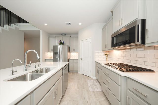 5702 Metaphor Way, Rosenberg, TX 77469