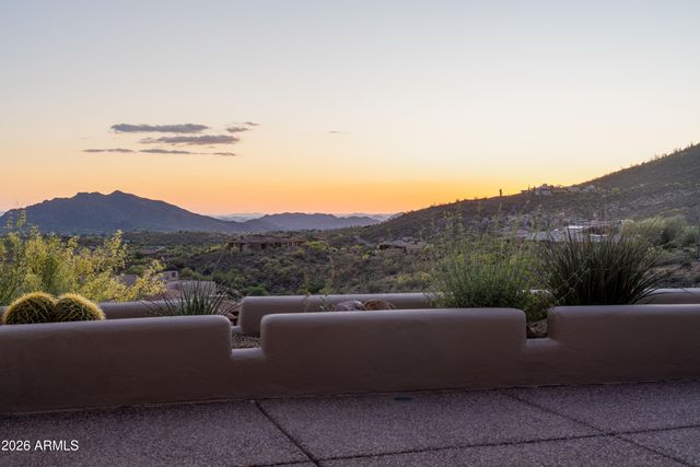9903 E LOOKOUT MOUNTAIN Drive 45, Scottsdale, AZ 85262