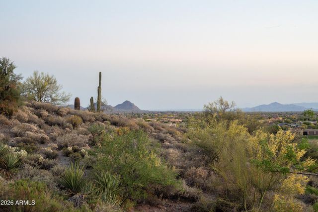 9903 E LOOKOUT MOUNTAIN Drive 45, Scottsdale, AZ 85262