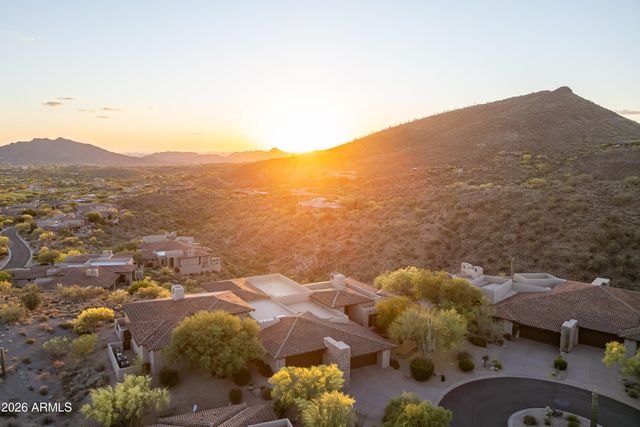9903 E LOOKOUT MOUNTAIN Drive 45, Scottsdale, AZ 85262