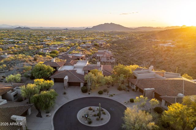 9903 E LOOKOUT MOUNTAIN Drive 45, Scottsdale, AZ 85262