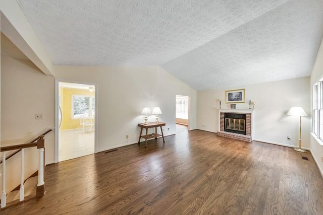 11675 Highland Colony Drive, Roswell, GA 30075