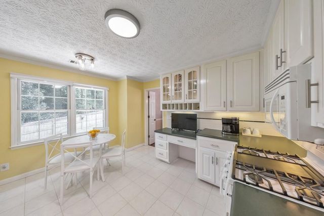 11675 Highland Colony Drive, Roswell, GA 30075