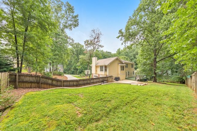 11675 Highland Colony Drive, Roswell, GA 30075
