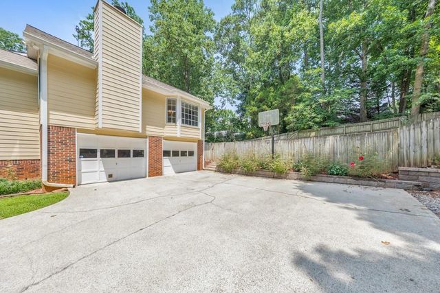 11675 Highland Colony Drive, Roswell, GA 30075