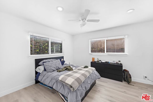 1925 Wallace Avenue, Costa Mesa, CA 92627