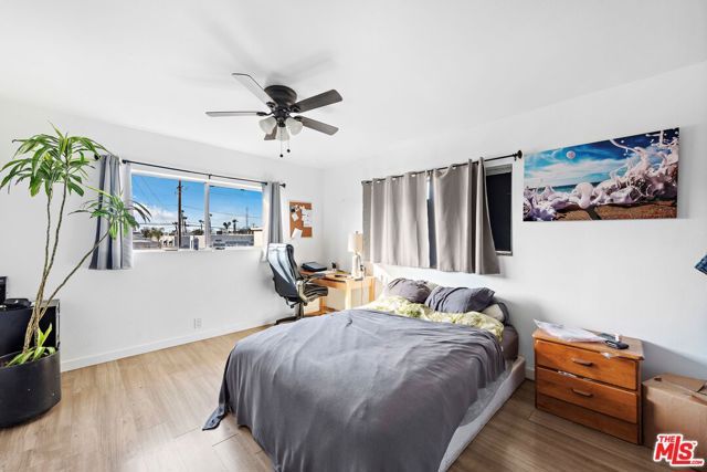 1925 Wallace Avenue, Costa Mesa, CA 92627