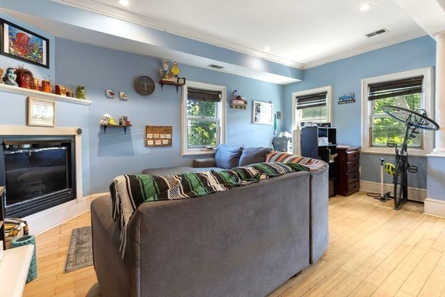 26 Beach Street 1, Boston, MA 02122