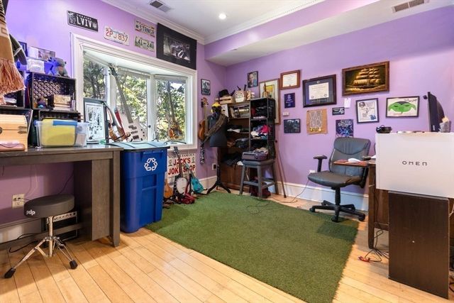 26 Beach Street 1, Boston, MA 02122