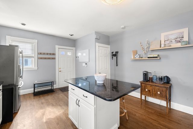 495-497 Ashmont 1, Boston, MA 02122