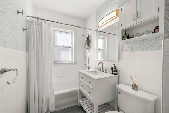 495-497 Ashmont 1, Boston, MA 02122