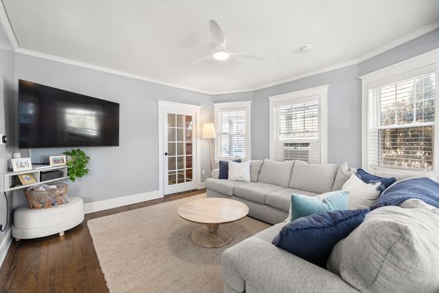 495-497 Ashmont 1, Boston, MA 02122