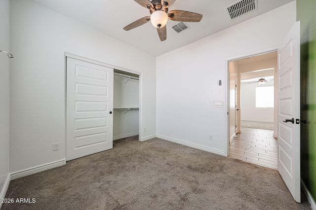 14426 W COTTONTAIL Lane, Surprise, AZ 85387