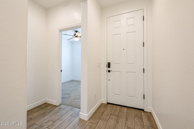 14426 W COTTONTAIL Lane, Surprise, AZ 85387