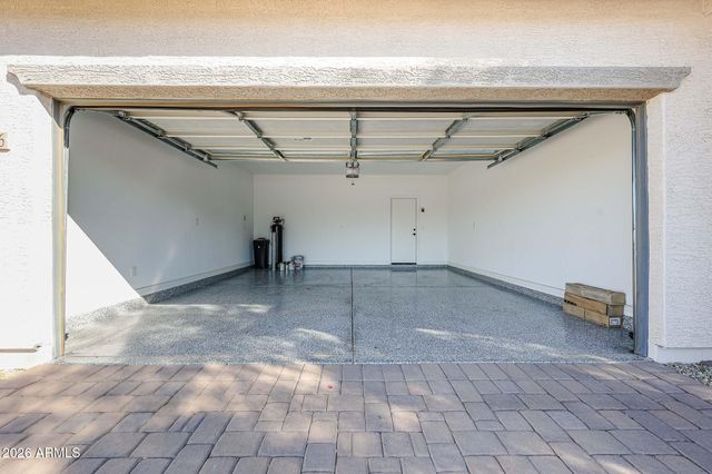 14426 W COTTONTAIL Lane, Surprise, AZ 85387