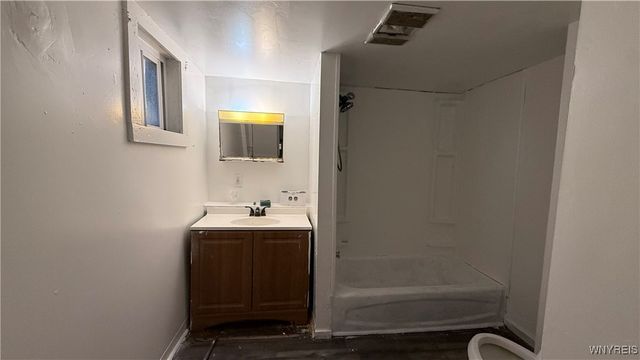 28 Dignity Circle, Buffalo, NY 14211