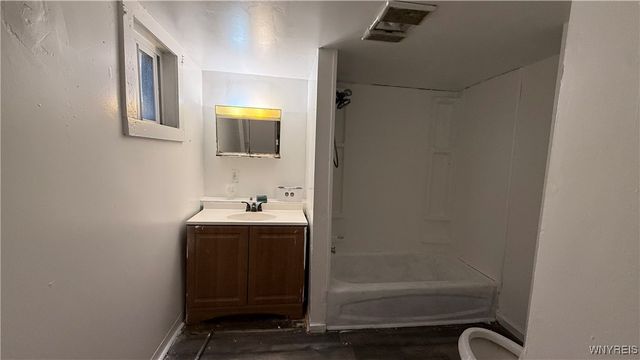 28 Dignity Circle, Buffalo, NY 14211