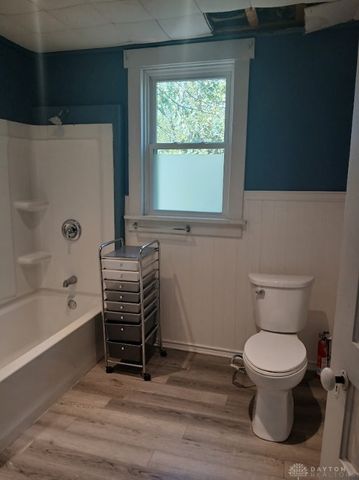 1045 S Linden Avenue, Miamisburg, OH 45342