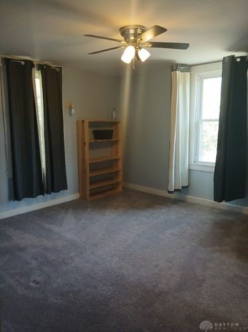 1045 S Linden Avenue, Miamisburg, OH 45342