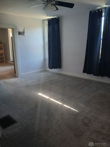 1045 S Linden Avenue, Miamisburg, OH 45342