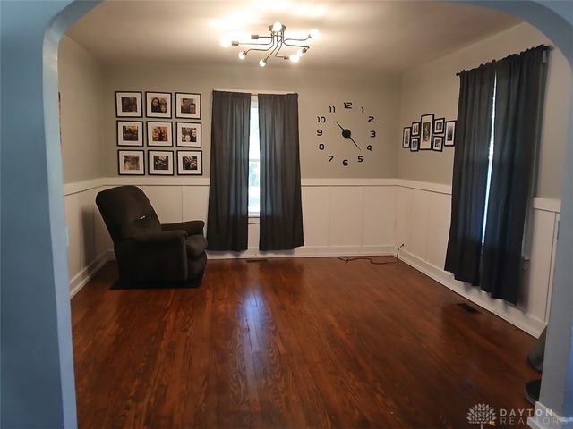 1045 S Linden Avenue, Miamisburg, OH 45342