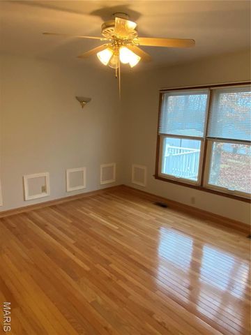 10306 Forest Trails Drive, Foristell, MO 63348