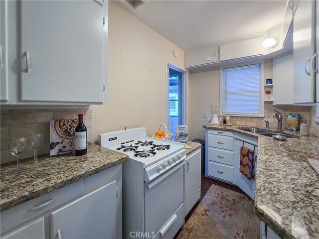 649 Marylind, Claremont, CA 91711