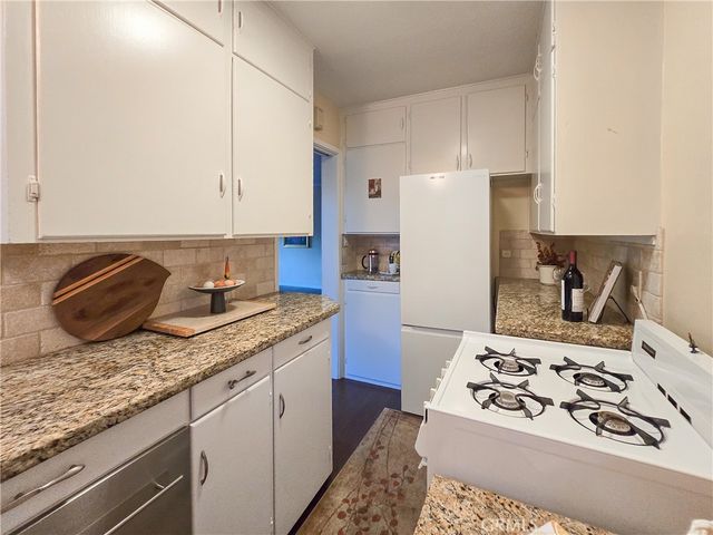 649 Marylind, Claremont, CA 91711