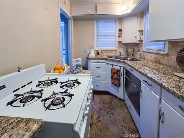 649 Marylind, Claremont, CA 91711