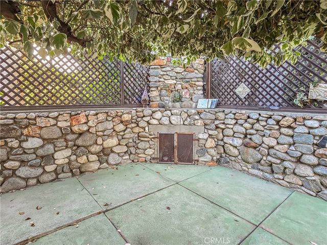 649 Marylind, Claremont, CA 91711