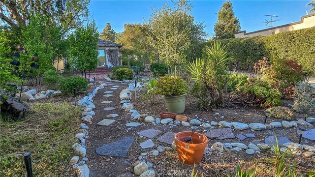 649 Marylind, Claremont, CA 91711
