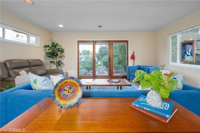 649 Marylind, Claremont, CA 91711
