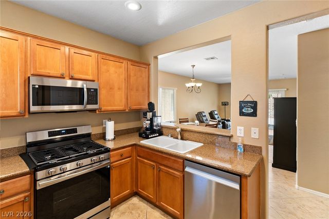 2624 Cornish Hen Avenue, North Las Vegas, NV 89084