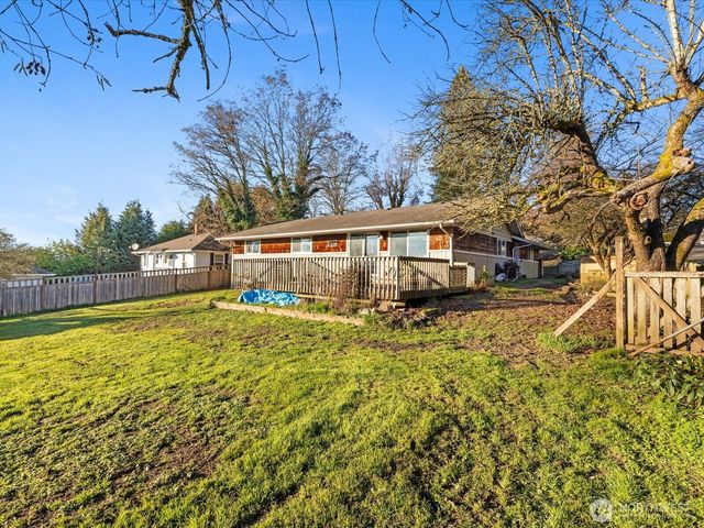 7728 S Lake Stevens Road, Lake Stevens, WA 98258