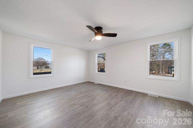 118 Horton Drive, Statesville, NC 28677