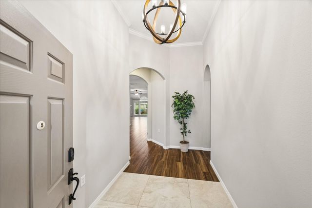 140 Greenridge Circle, League City, TX 77573