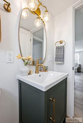 1195 Jefferson Avenue, Idaho Falls, ID 83402