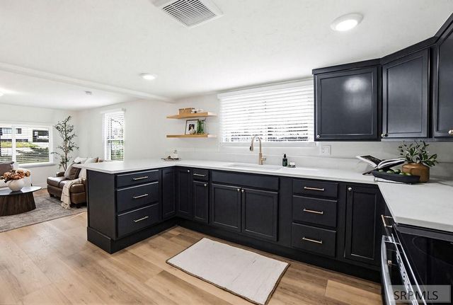 1195 Jefferson Avenue, Idaho Falls, ID 83402