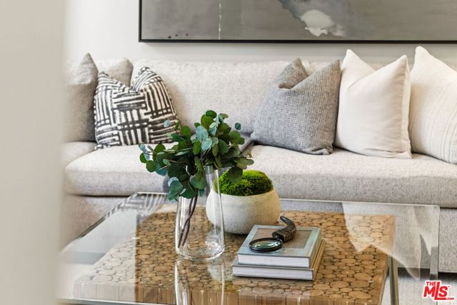 12700 Hortense Street, Studio City, CA 91604