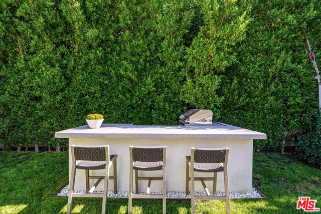 12700 Hortense Street, Studio City, CA 91604