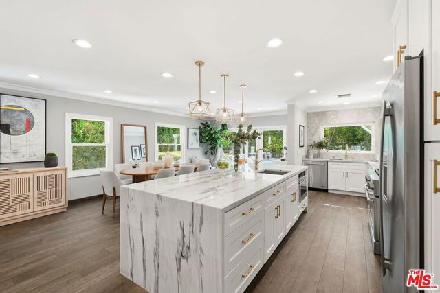 12700 Hortense Street, Studio City, CA 91604