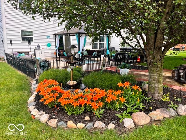 2147 Fairweather Drive, Indianapolis, IN 46229