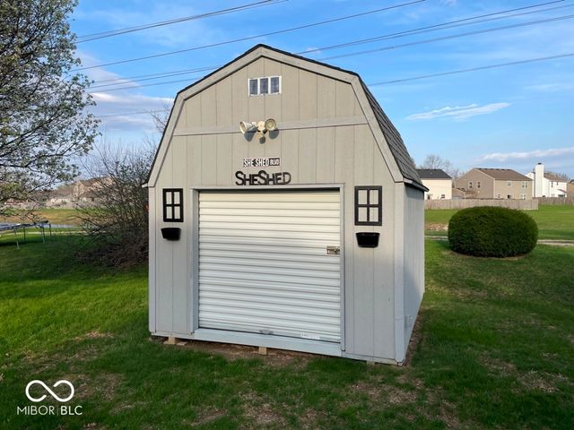 2147 Fairweather Drive, Indianapolis, IN 46229