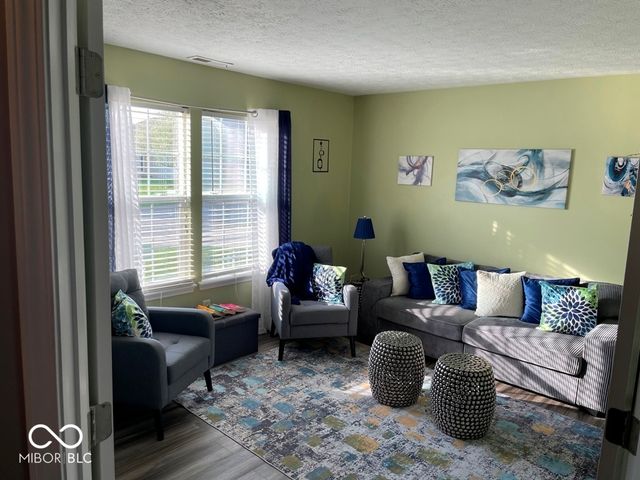 2147 Fairweather Drive, Indianapolis, IN 46229