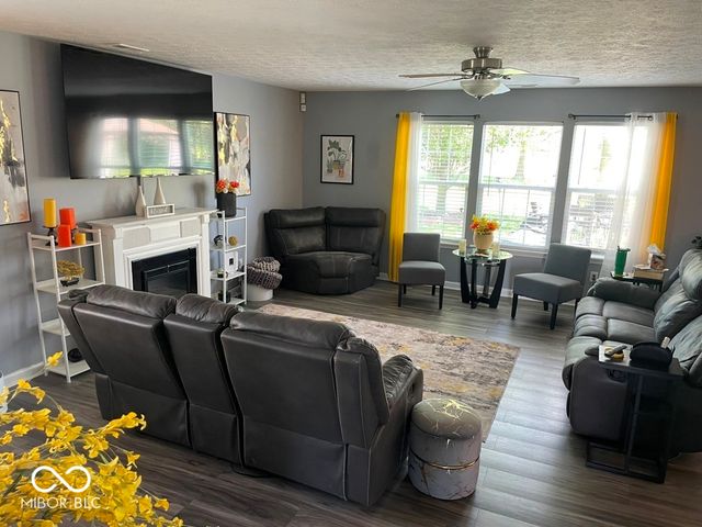 2147 Fairweather Drive, Indianapolis, IN 46229