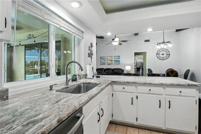28 SE 12th AVE, Cape Coral, FL 33990