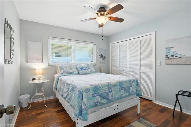28 SE 12th AVE, Cape Coral, FL 33990