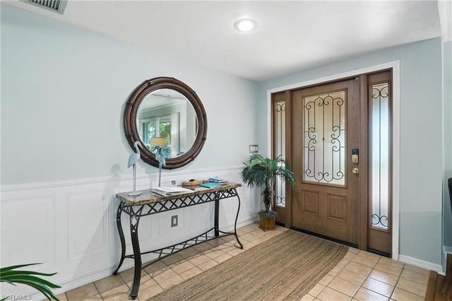 28 SE 12th AVE, Cape Coral, FL 33990