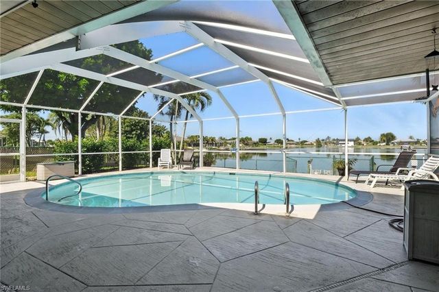 28 SE 12th AVE, Cape Coral, FL 33990